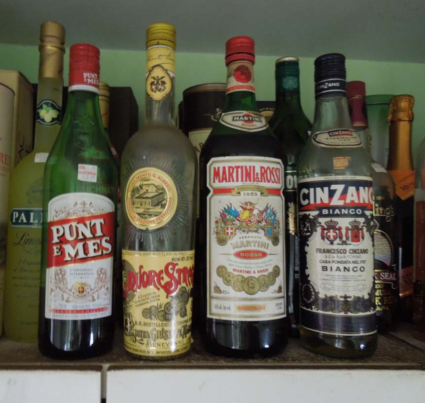 LOT DE 10 ETIQUETTES  diverses VERMOUTH TURIN   ALCOOL LIQUEUR  LABEL OLD  VH5 